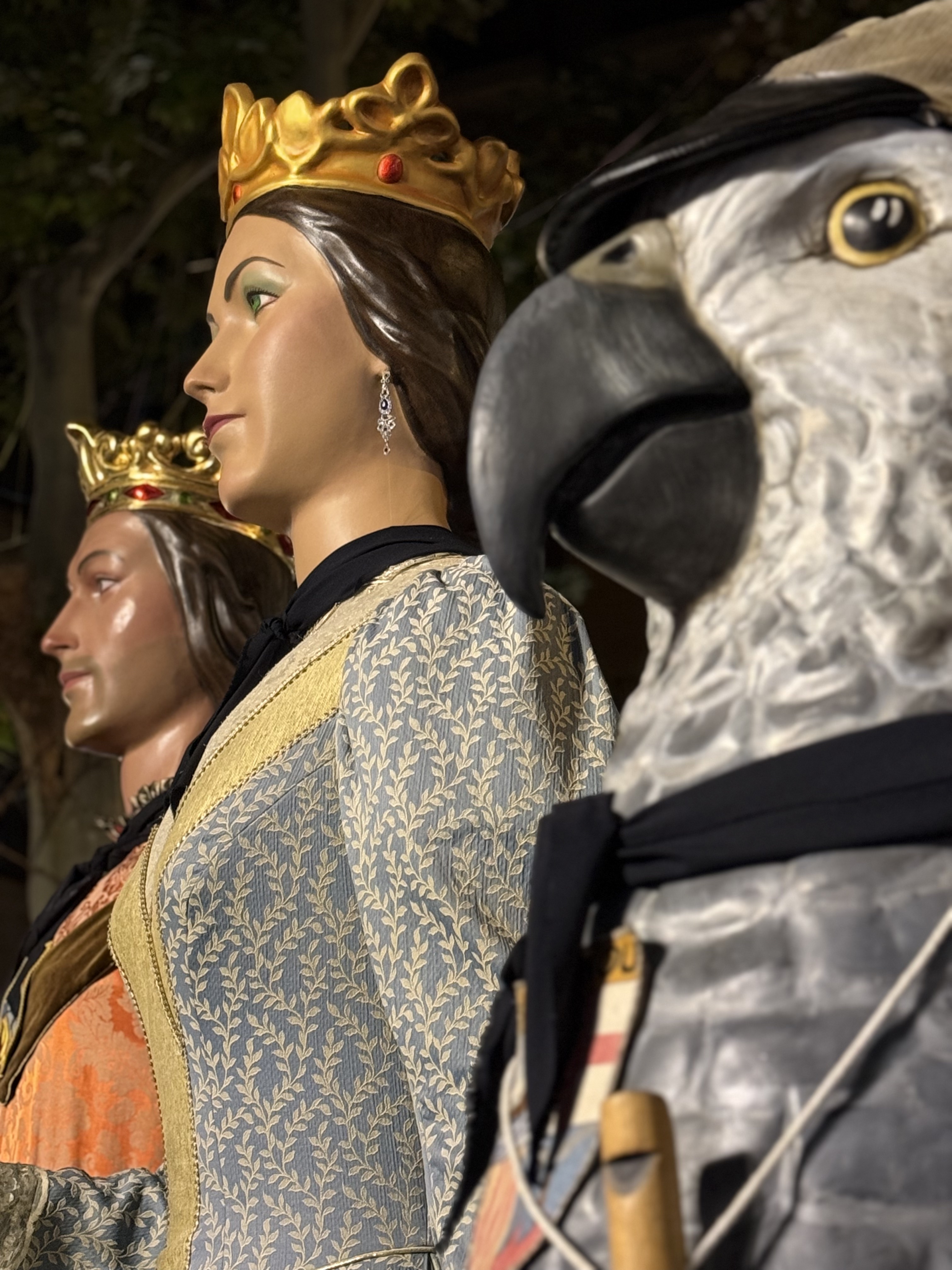 En Bernat i la Maria, gegants del Poblenou, plantats per l'Anada als Focs